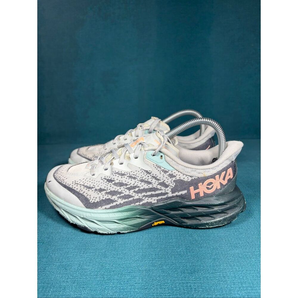 Hoka One One Speedgoat 5 Goblin Blue Ice Blue Women's Size 7 B (1123158)